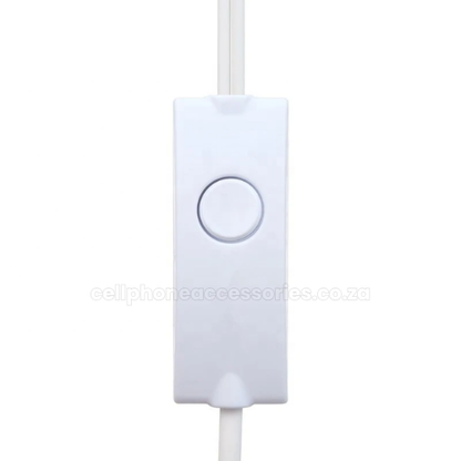Wired Earphones with Microphone and Remote Control – White