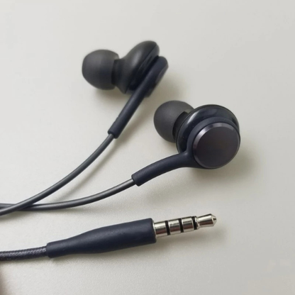 Stereo In-Ear Wired Earphones with Mic and 3.5mm Jack